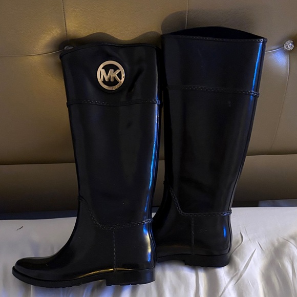 Michael Kors Shoes - Michael Kors Shiny Black Tall Boots